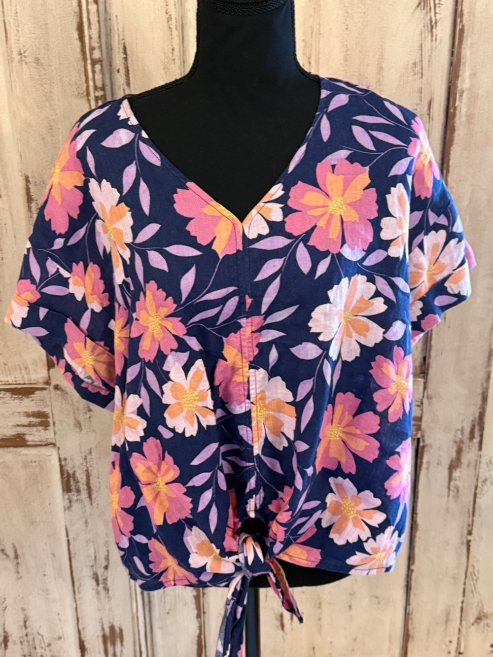 Charter Club Luxury 100% linen tropical floral print top with tie knot. XL